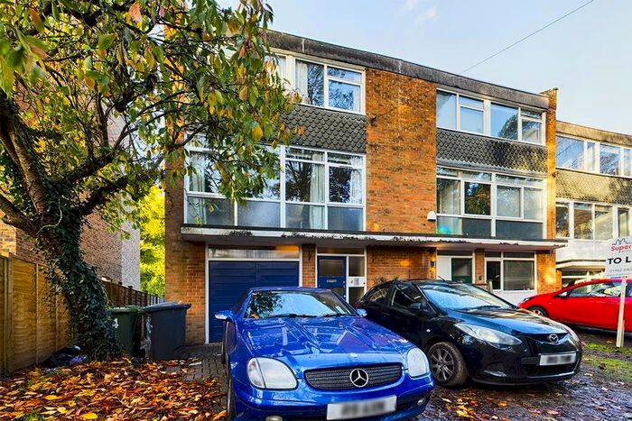 5 Bedroom Private Hall To Rent In Sparkford Close, Winchester, SO22