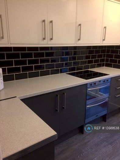 3 Bedroom Semi-Detached House To Rent In Ridgeway Road, Sheffield, S12