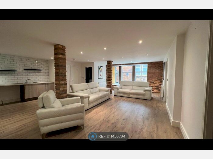 2 Bedroom Flat To Rent In Bull Street, Burnley, BB11