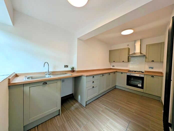 3 Bedroom Terraced House To Rent In Darran Road, Mountain Ash, CF45