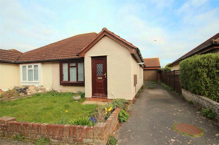 2 Bedroom Bungalow To Rent In Moraunt Drive, Fareham, Hampshire, PO16