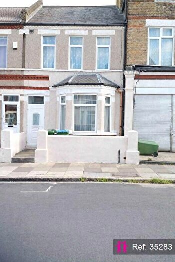3 Bedroom Terraced House For Sale In Conway Road, London, SE18