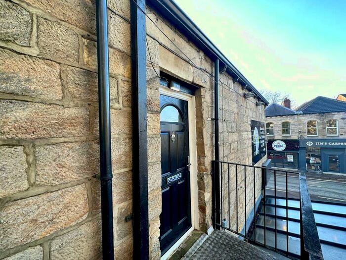 1 Bedroom Flat To Rent In Commercial Road, Kirkstall, LS5