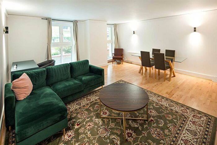 1 Bedroom Flat To Rent In Victoria Street, St James Park, London, SW1H