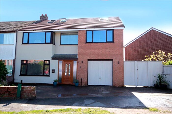 6 Bedroom Semi Detached House For Sale In Kenyons Lane, Lydiate, L31