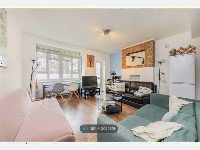 4 Bedroom Flat To Rent In Parrington House, London, SW4