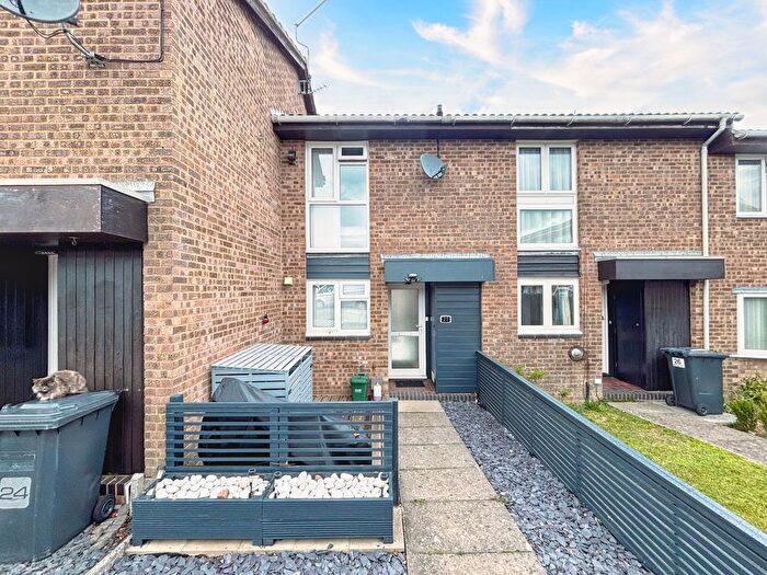 2 Bedroom Terraced House To Rent In East Grinstead, RH19