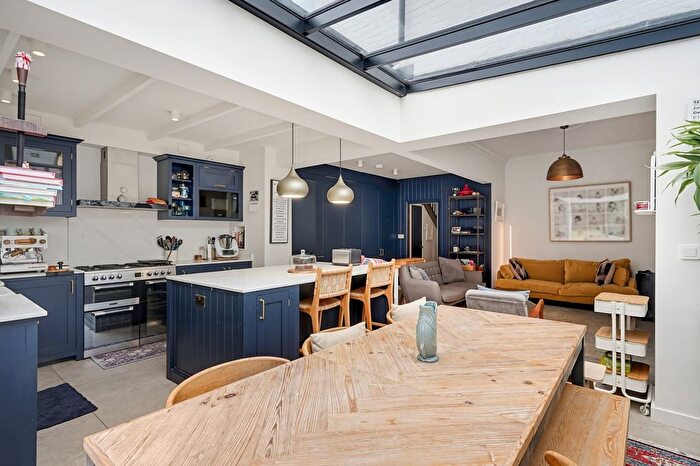 5 Bedroom End Of Terrace House To Rent In Bassingham Road, London, SW18