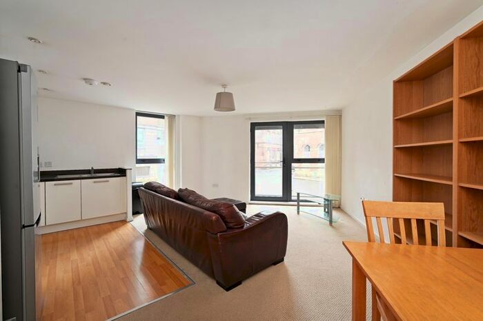 2 Bedroom Flat To Rent In Spring Street, Sheffield, S3