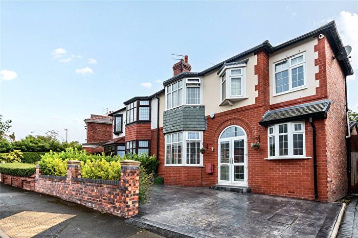 3 Bedroom Semi Detached House For Sale In Chauncy Road, Manchester, Greater Manchester, M40