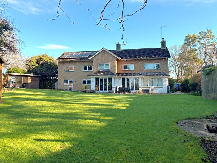 5 Bedroom Detached House For Sale In Stratton, Cirencester, Gloucestershire, GL7