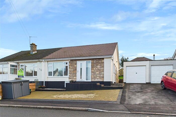 2 Bedroom Bungalow For Sale In Somer Avenue, Midsomer Norton, Radstock, Somerset, BA3
