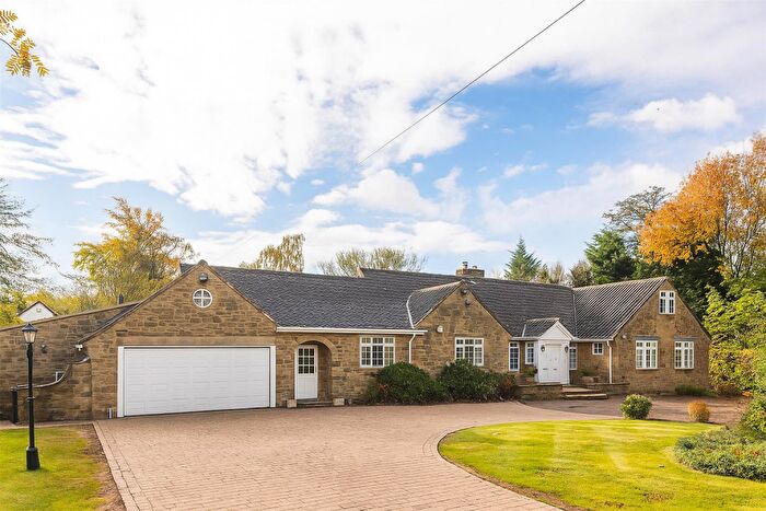 4 Bedroom Detached Bungalow For Sale In Manor House Lane, Alwoodley, LS17