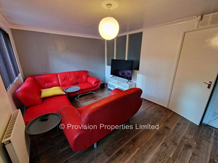 3 Bedroom Terraced House To Rent In Kendal Lane, Hyde Park, Leeds, LS3