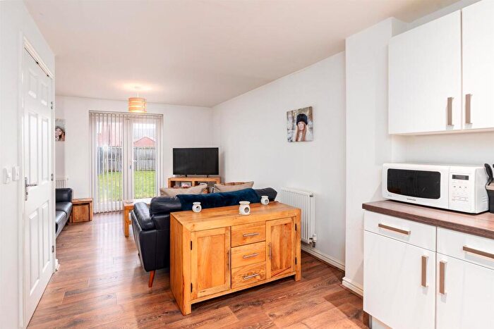 3 Bedroom End Of Terrace House For Sale In Mirabelle Way, Harworth, Doncaster, DN11