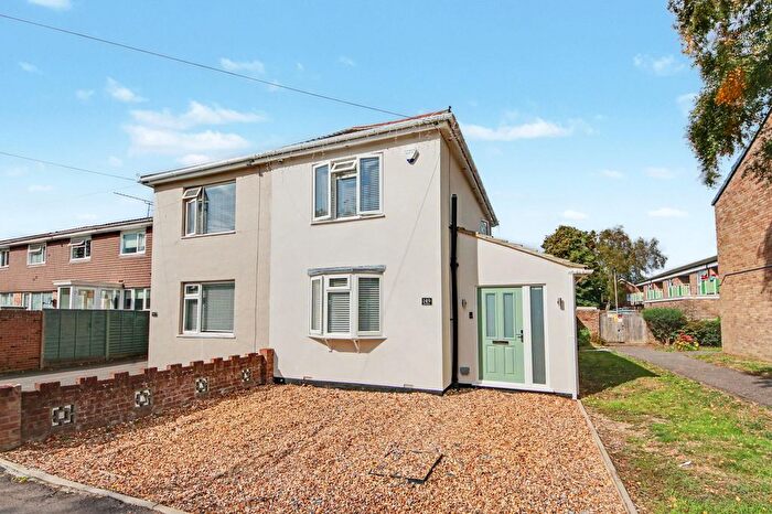 3 Bedroom Semi-Detached House For Sale In Butts Road, Sholing, SO19