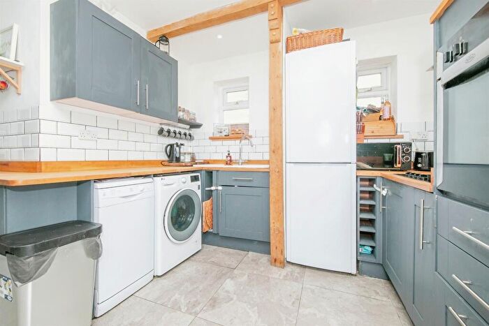 3 Bedroom Semi-Detached House For Sale In Whitton Church Lane, Ipswich, IP1