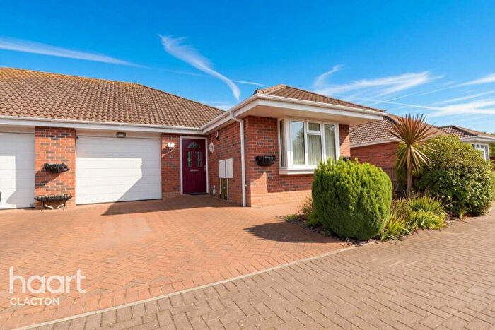 2 Bedroom Bungalow For Sale In Chilburn Road, Clacton-On-Sea, CO15