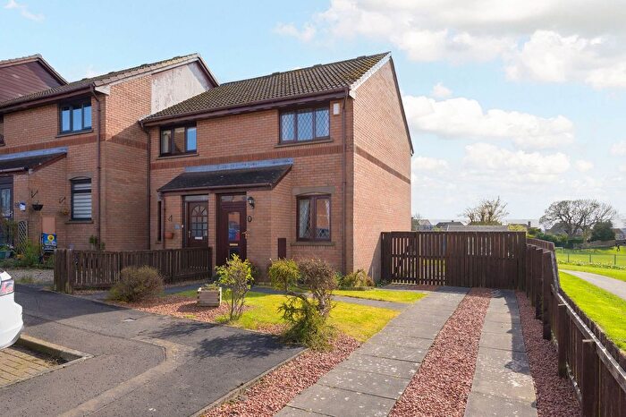2 Bedroom End Terrace House For Sale In Glen Fruin Grove, Dunfermline, KY11