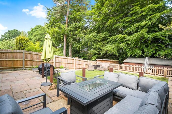 4 Bedroom Detached House For Sale In Alphington Avenue, Frimley, Camberley, Surrey, GU16