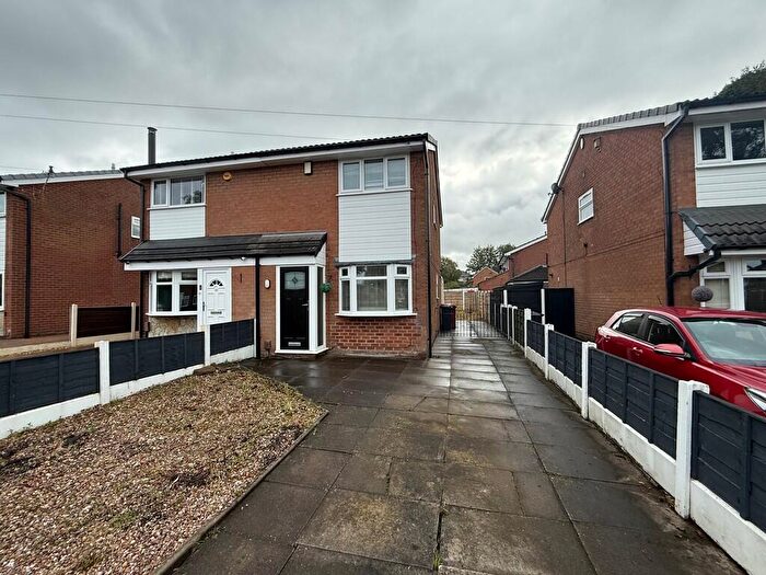 2 Bedroom Semi Detached House To Rent In Chester Avenue Little Lever Bolton Lancashire, BL3