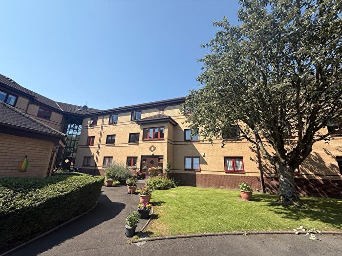2 Bedroom Flat To Rent In North Woodside Road, North Kelvinside, G20