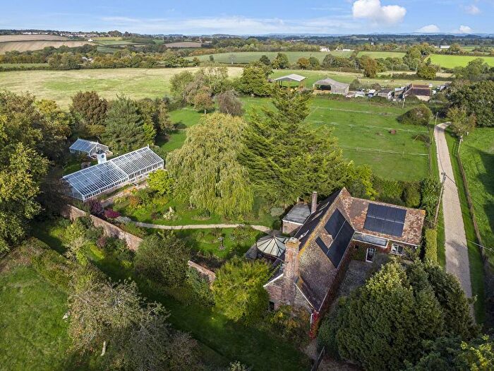 4 Bedroom Detached House For Sale In Holwell, DT9