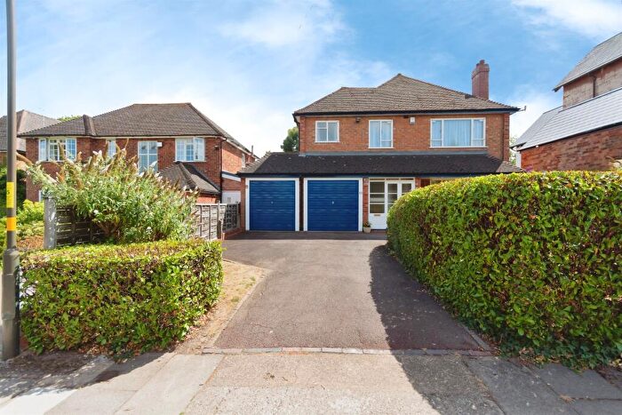 4 Bedroom Detached House For Sale In Selly Wick Road, Selly Park, Birmingham, B29