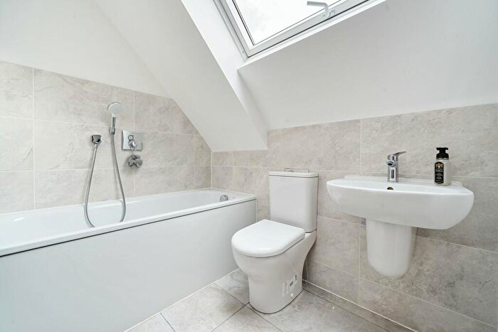 5 Bedroom Detached House For Sale In Parklands Orchard, Whitminster, GL2