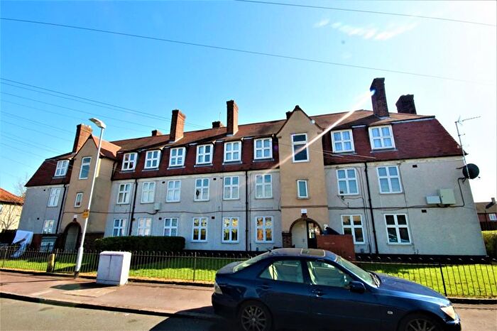 3 Bedroom Flat For Sale In Oglethorpe Road, Dagenham, RM10