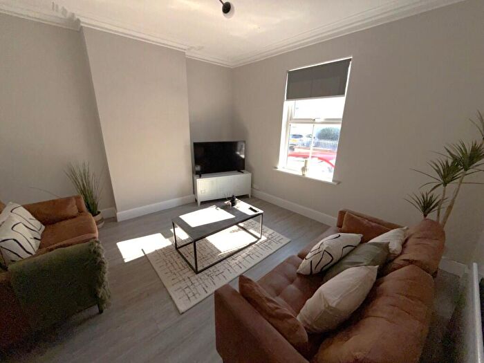 4 Bedroom Terraced House To Rent In Upper Hannover Street, Sheffield, S1