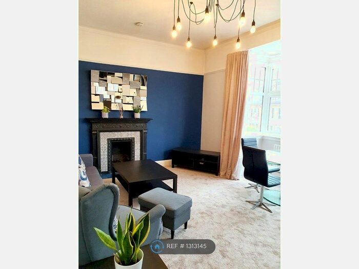 1 Bedroom Flat To Rent In Normanton Road, South Croydon, CR2