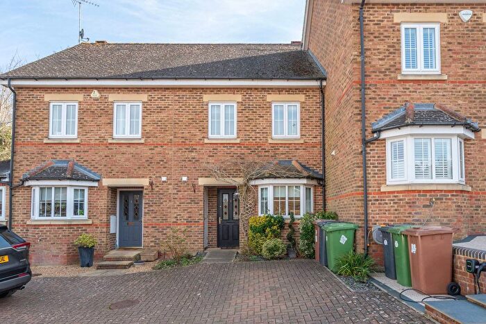 3 Bedroom Terraced House For Sale In Hoopers Mews, Bushey, WD23