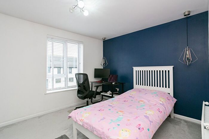 3 Bedroom Terraced House For Sale In Craw Yard Drive, Edinburgh, EH12