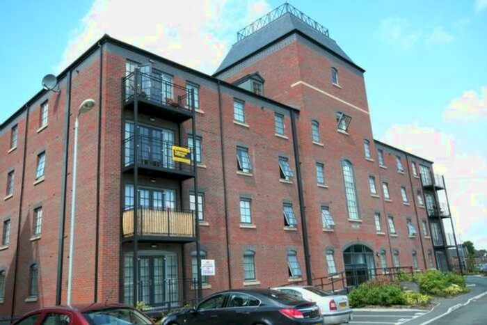 2 Bedroom Flat To Rent In Elphins Drive, Wilderspool Park, Warrington, WA4