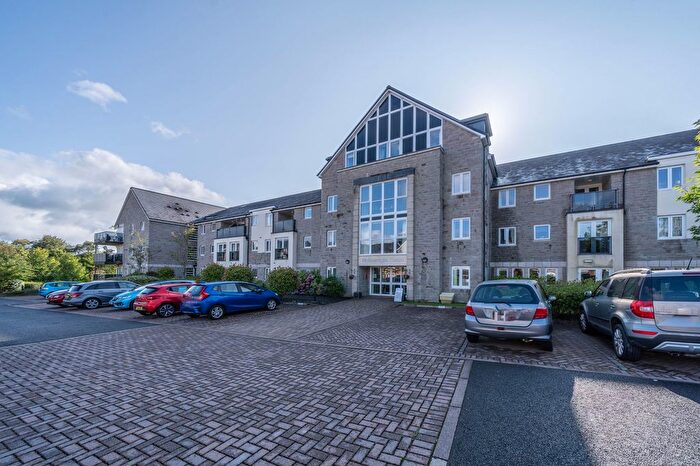 2 Bedroom Flat For Sale In Webb View, Kendal, LA9