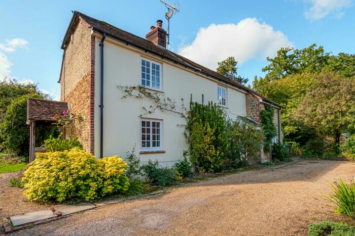 3 Bedroom Cottage To Rent In Standford Lane Bordon, GU35
