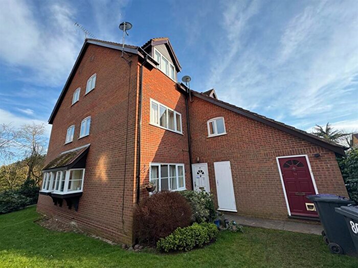 1 Bedroom Apartment To Rent In Wadnall Way, Knebworth, SG3
