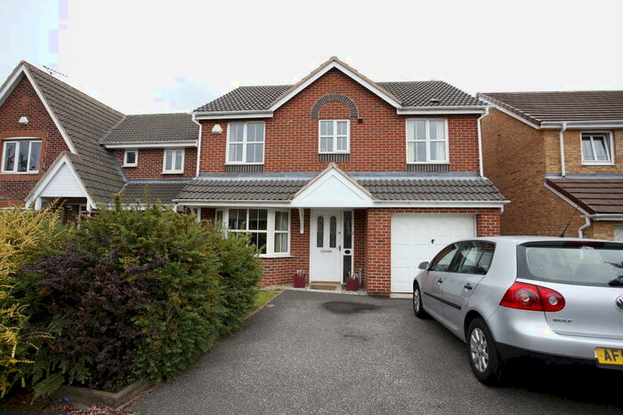 4 Bedroom Detached House To Rent In Fairway Drive, Carlton, NG4