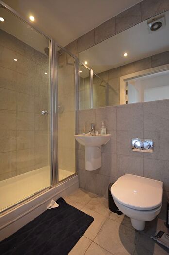 2 Bedroom Flat To Rent In Blackheath Road, Greenwich, SE10