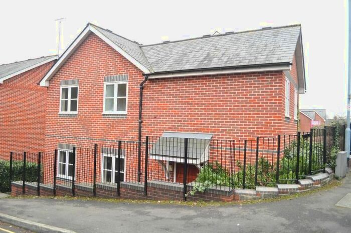 3 Bedroom Terraced House To Rent In Cardinal Mews, Andover, SP10