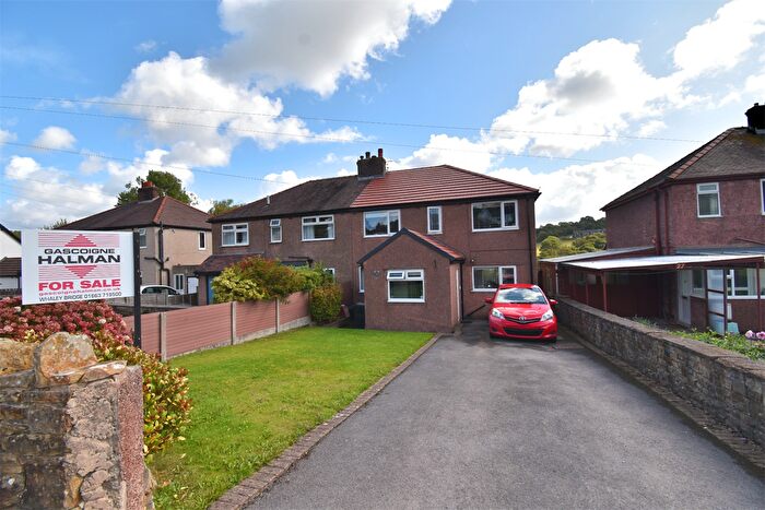 4 Bedroom Semi-Detached House For Sale In Jodrell Meadow, Whaley Bridge, High Peak, SK23