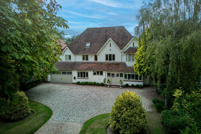 5 Bedroom Detached House For Sale In Lordswood Road, Harborne, Birmingham, B17