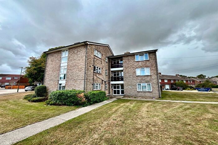 2 Bedroom Flat To Rent In Ravenscroft, Storrington, West Sussex, RH20