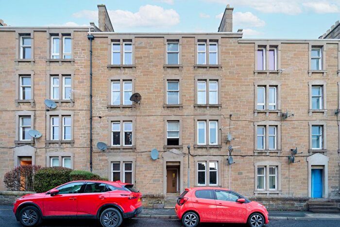 1 Bedroom Flat To Rent In Milnbank Road, Dundee, Angus, DD1