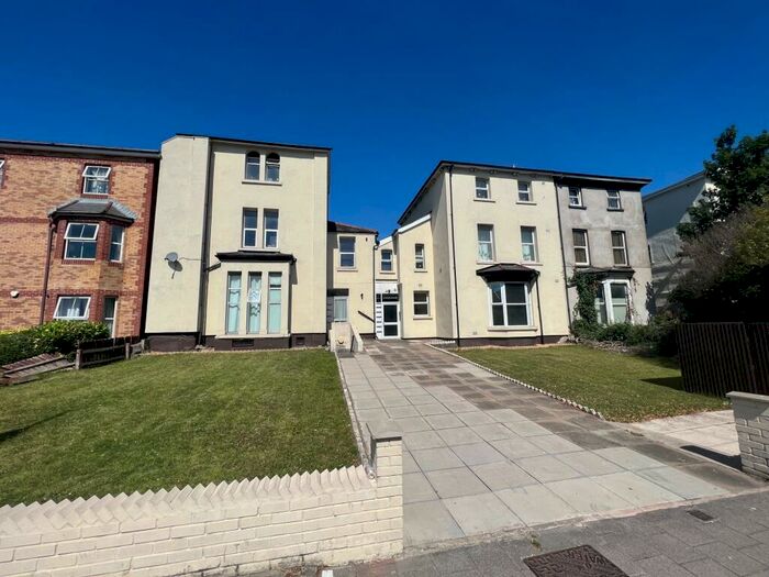 Studio To Rent In Newport Road, Cardiff, CF24