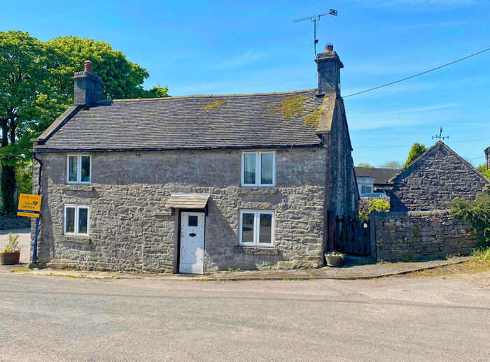 2 Bedroom Detached House For Sale In Wetton, Ashbourne, DE6