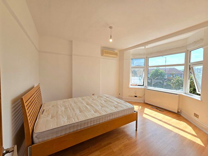 5 Bedroom Property To Rent In Bridgewater Road, Wembley, HA0