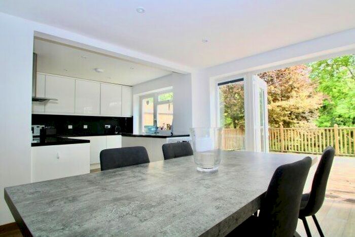 3 Bedroom Property To Rent In Beech Road, Westerham, TN16