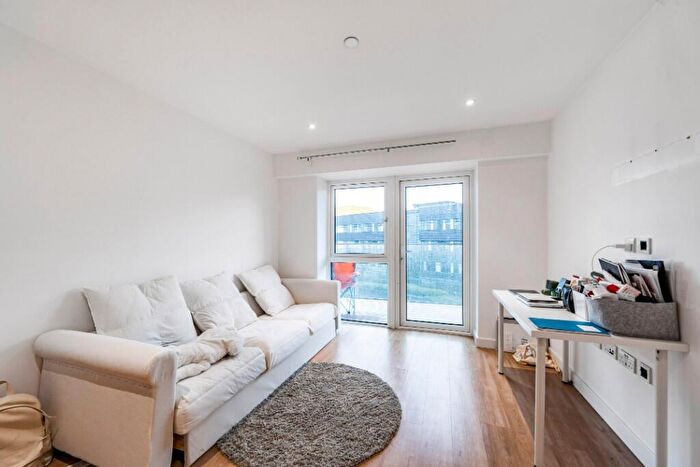 2 Bedroom Apartment To Rent In Caversham Road, Colindale, NW9